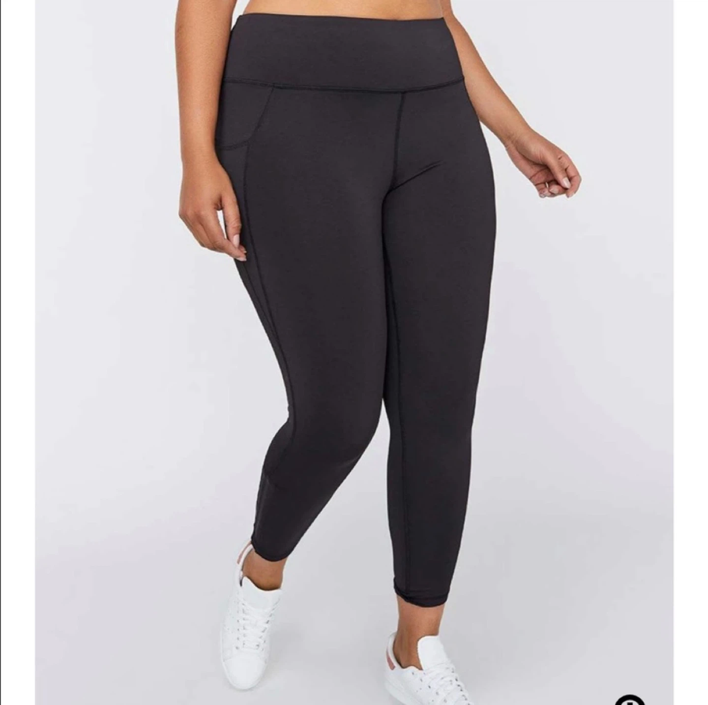 Leggings with side pockets and bottom ruching - photo 2