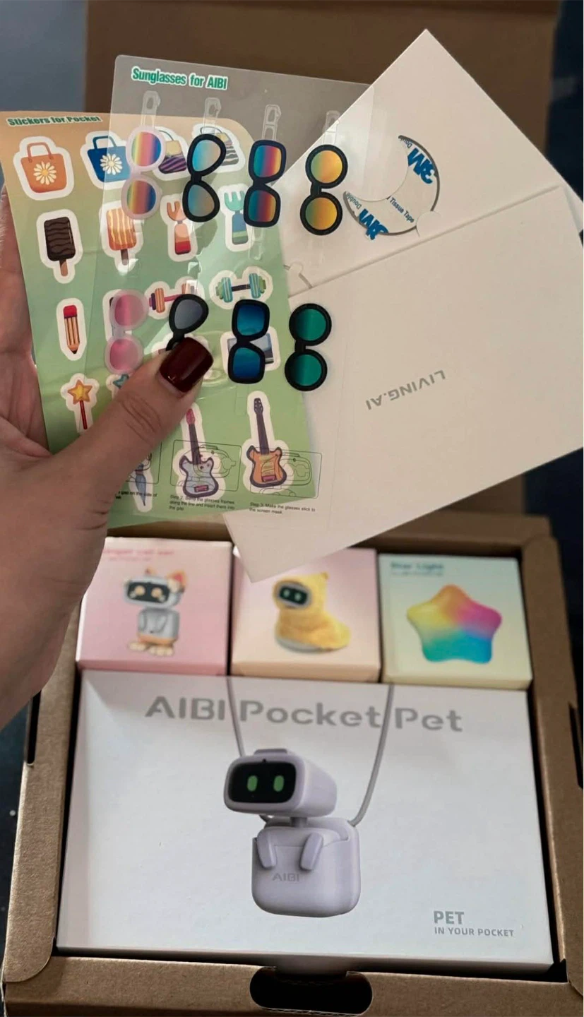 AIBI Pocket Pet Wearable Robot with Accessories - photo 4