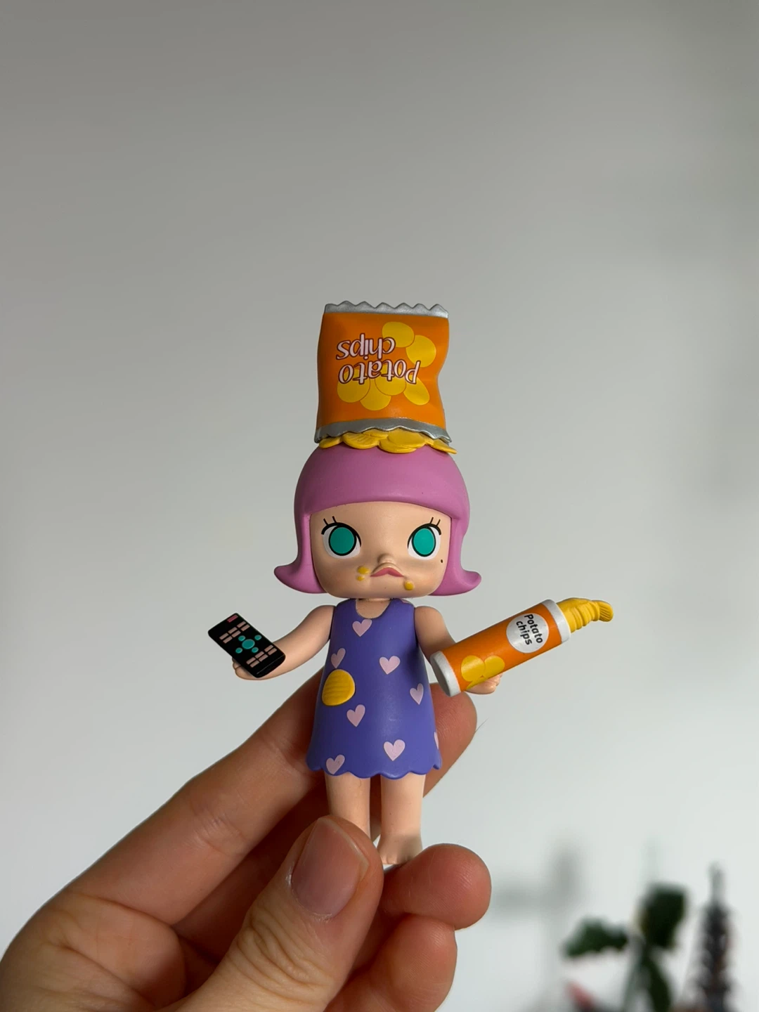 Pop Mart Molly "Snack Time" Figure