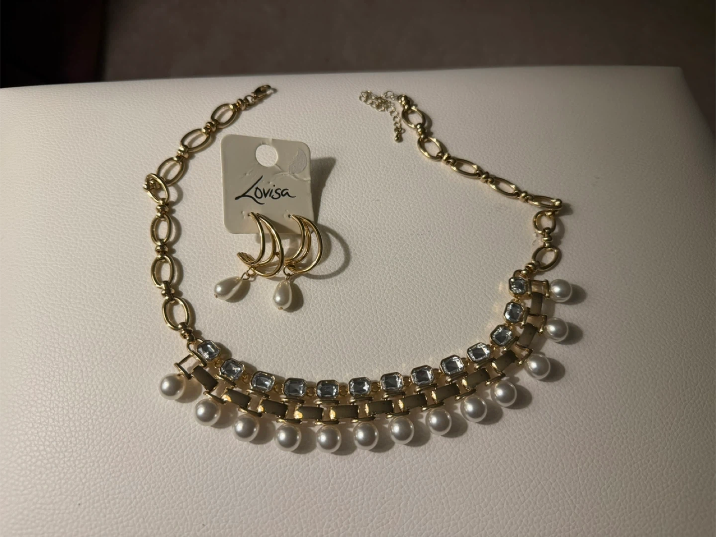 Choker Necklace and Earrings Set with Pearls