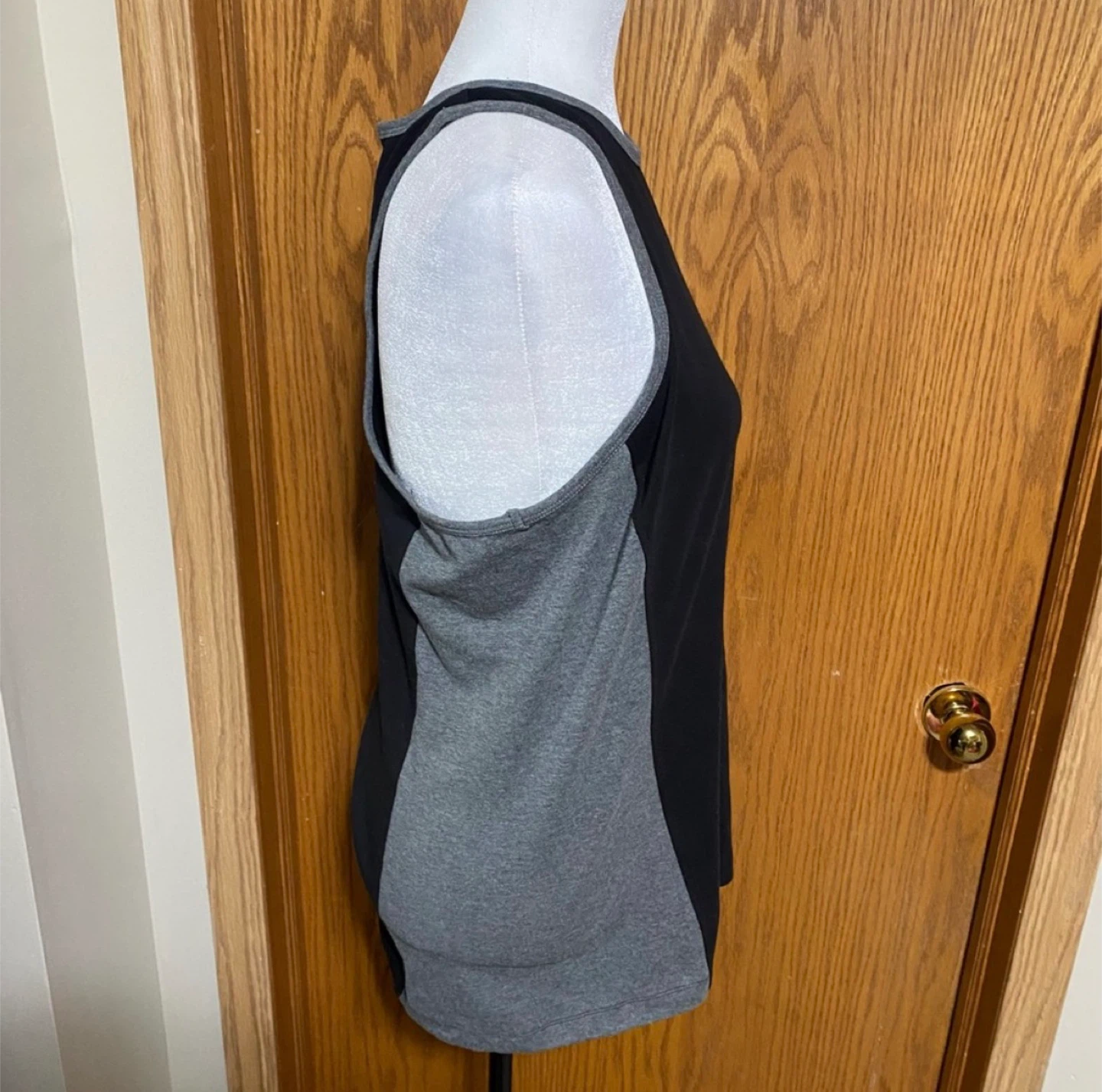 Women’s workout top black and grey - photo 2