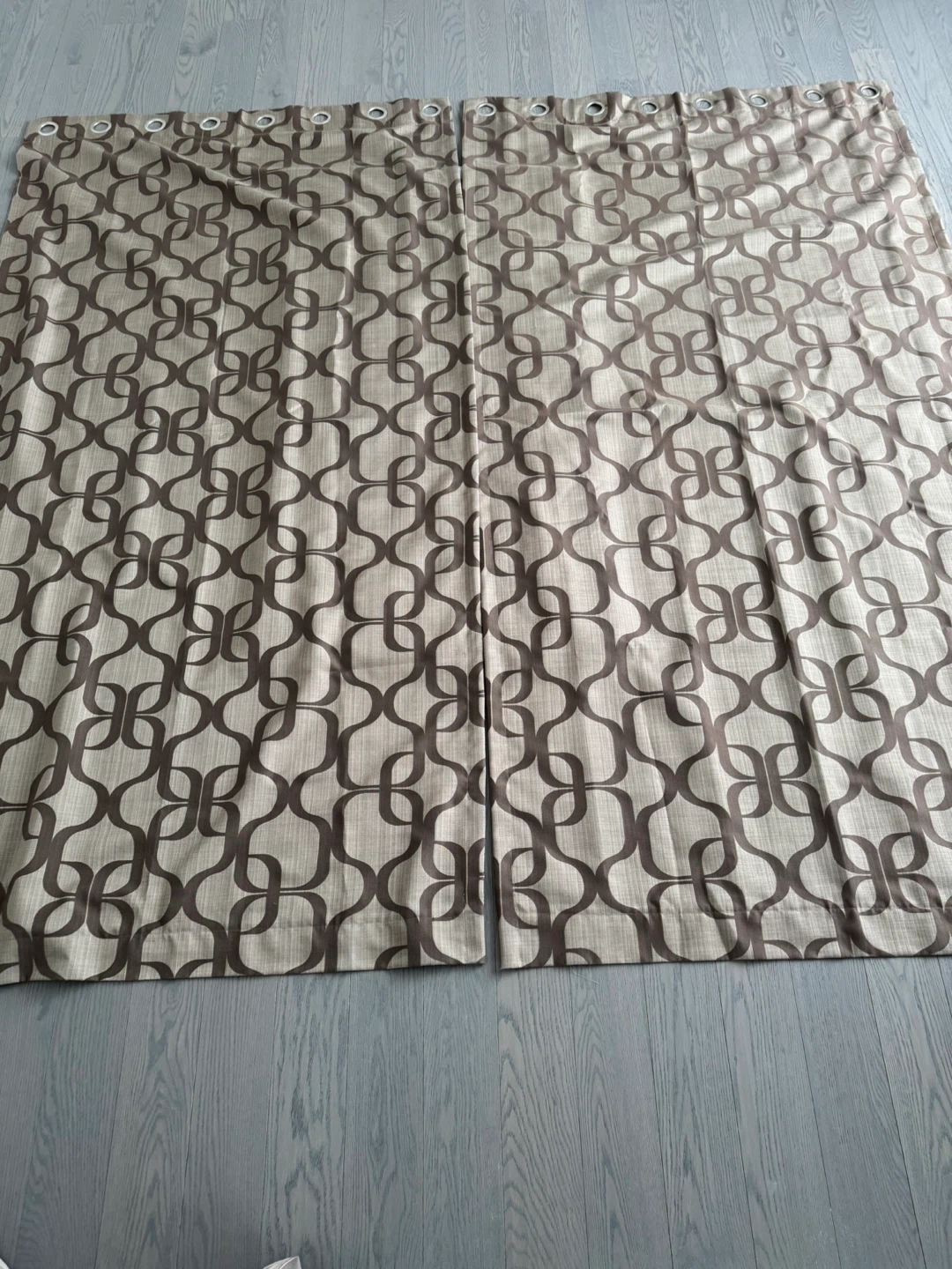 Two Curtains with Geometric Pattern - Brown/Beige - photo 2
