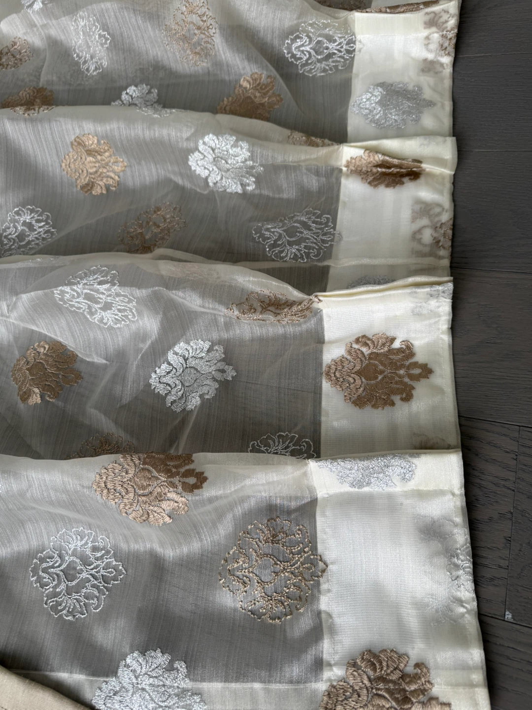 Sheer Drapes with Embroidered Pattern - photo 5