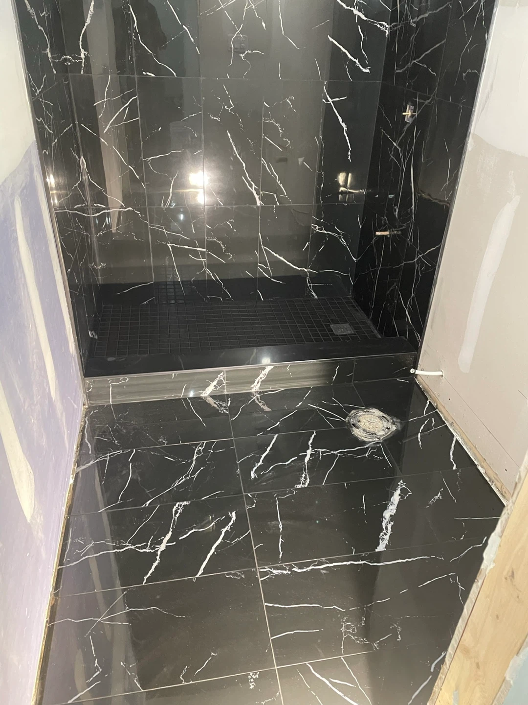 Tile installation - photo 5