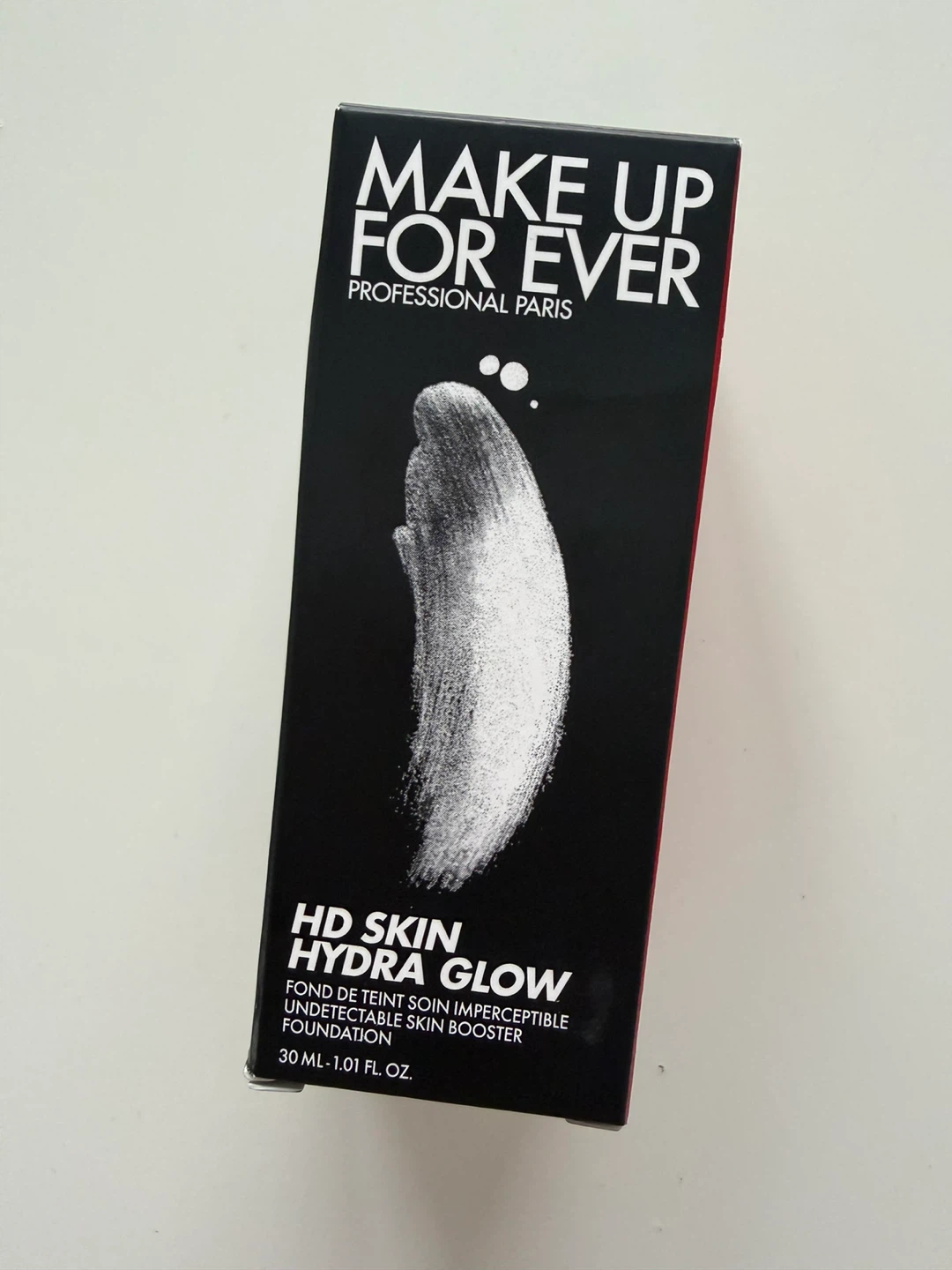 MAKE UP FOR EVER HD Skin Hydra Glow Foundation 1Y08