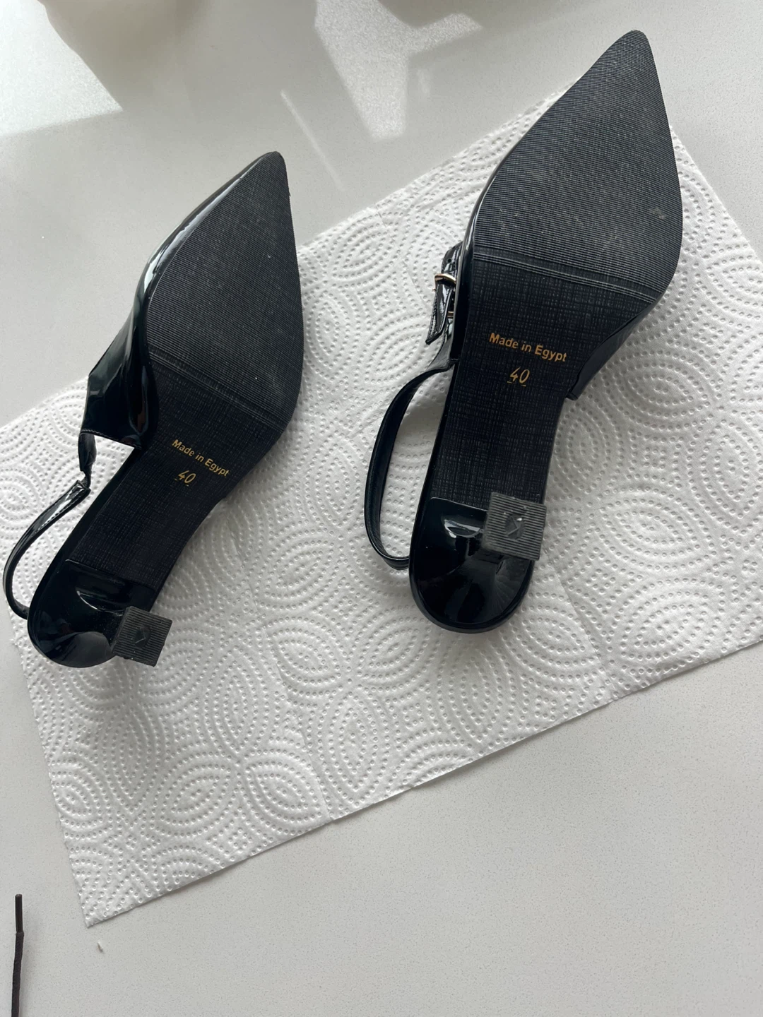 John & Co Black Patent Slingback Heels - Size 40 - photo 4