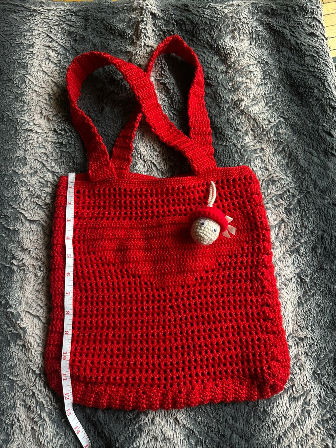 Handmade Red Crochet Tote Bag with Charm - photo 2