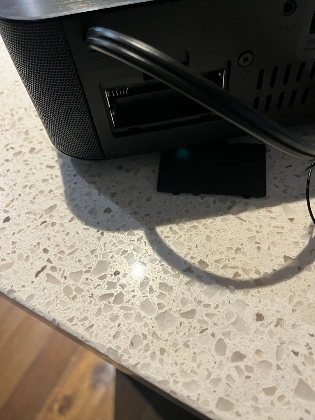 Blackweb Clock Radio with Bluetooth and Remote - photo 5