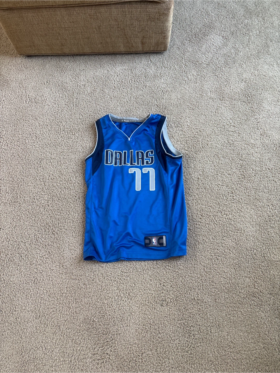 Dallas Mavericks Luka Doncic #77 Jersey T-Shirt Blue Size S