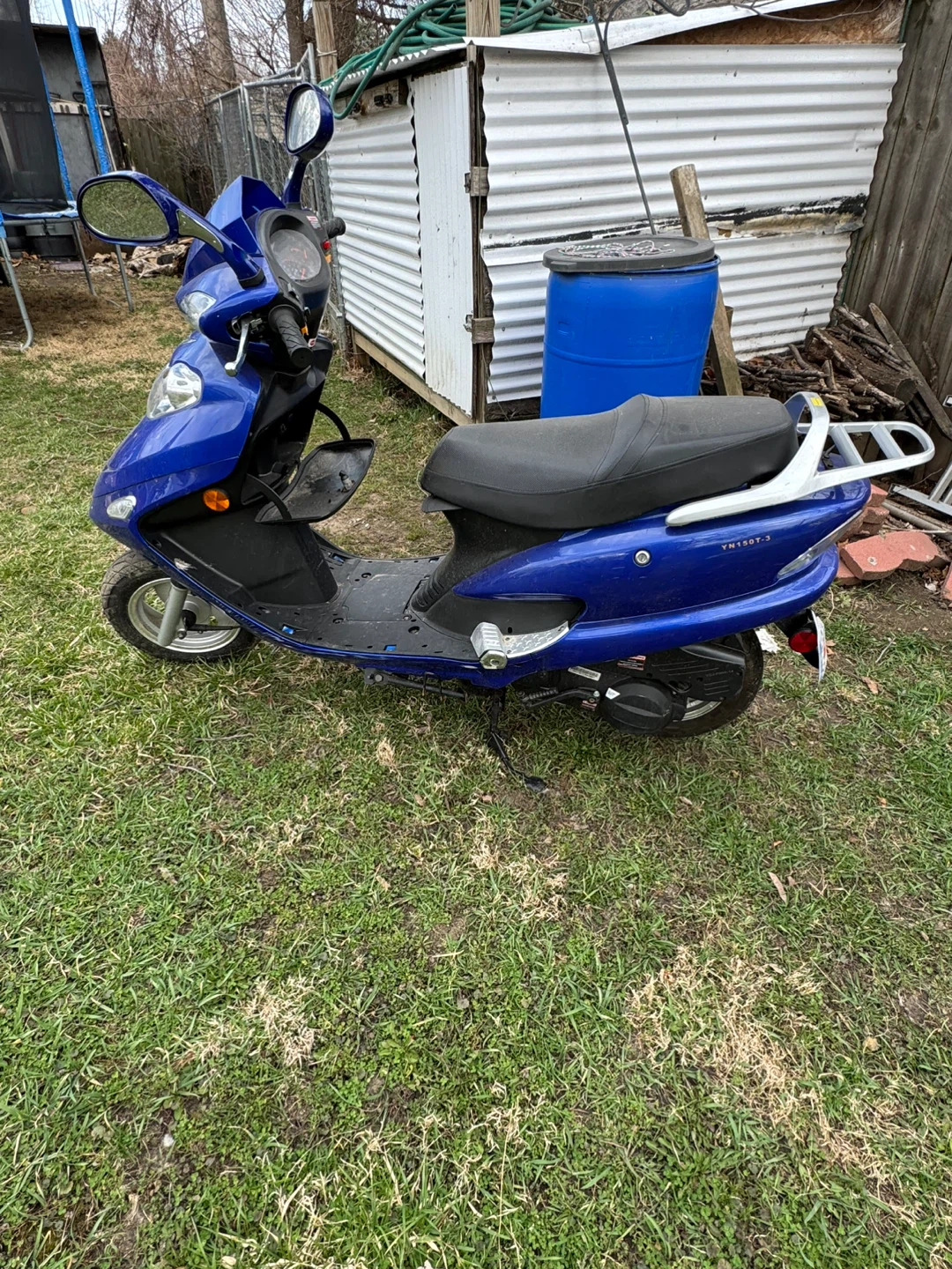 Blue 150cc Scooter