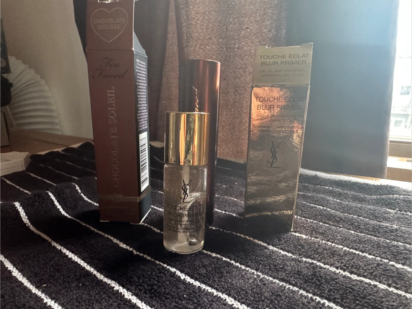 Too Faced Chocolate Soleil Bronzer Stick & YSL Blur Primer - photo 2