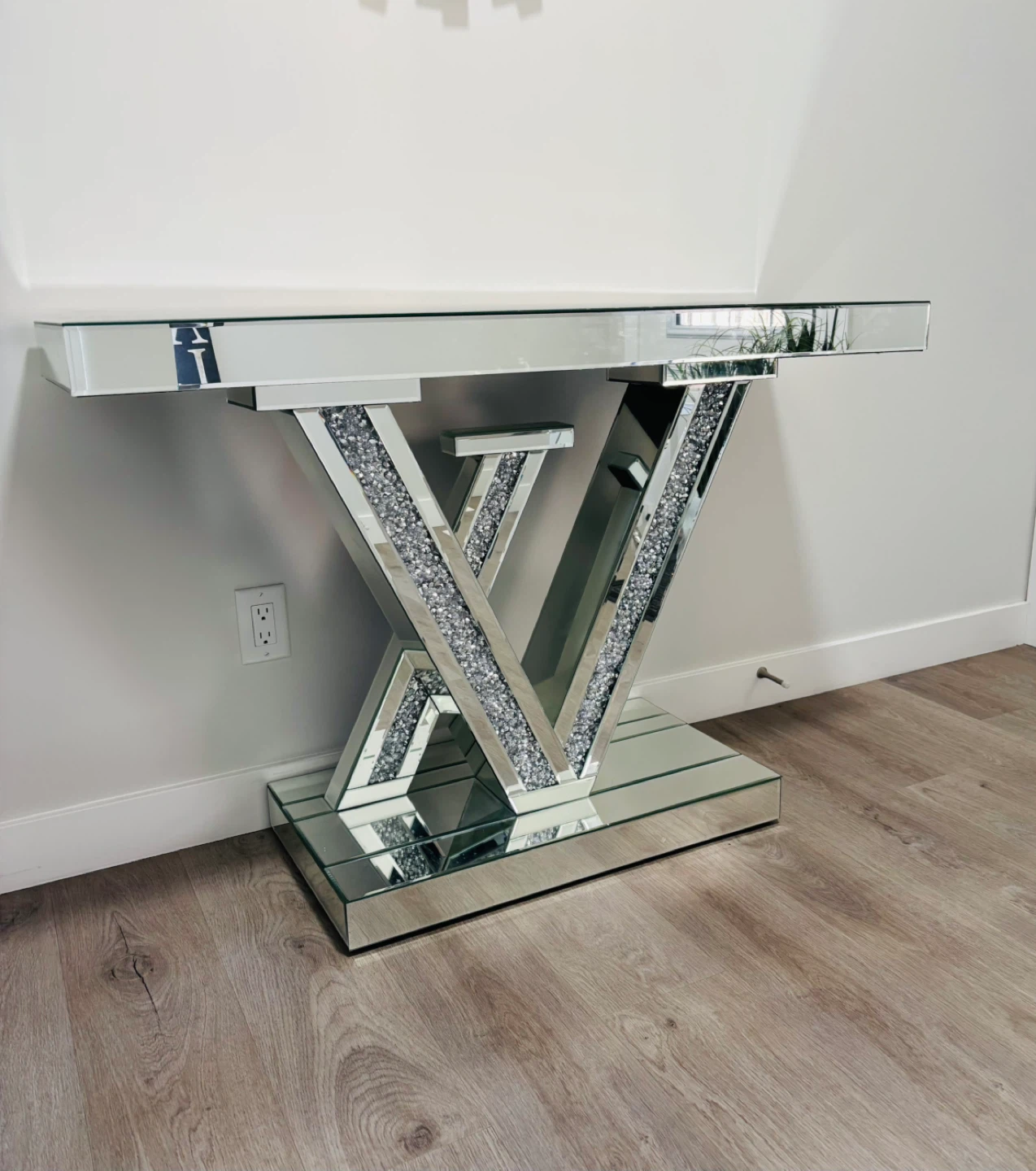 Console table - photo 2
