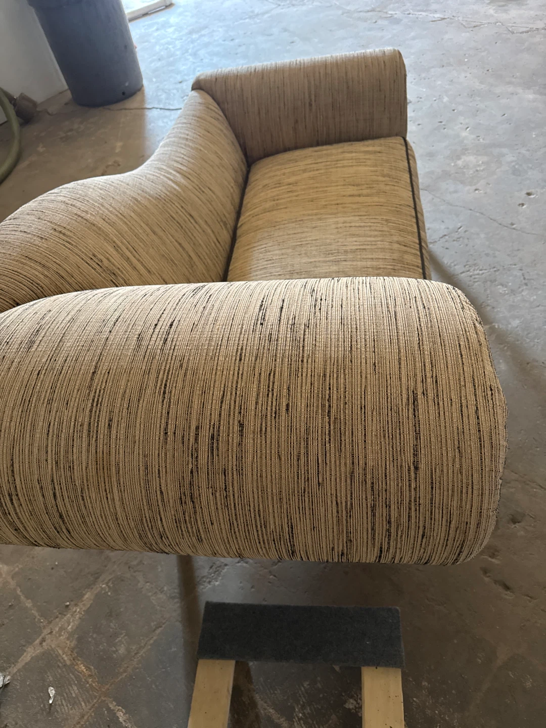 Striped Chaise Lounge Sofa - photo 2