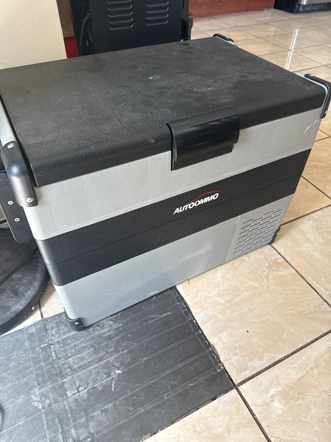 AUTOOMMO Portable Refrigerator Freezer - photo 2