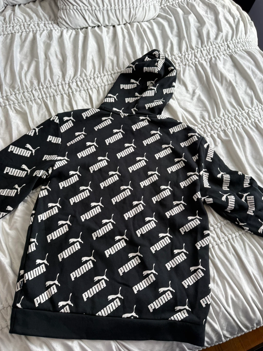 Brand New Puma Hoodie Size Medium - photo 3