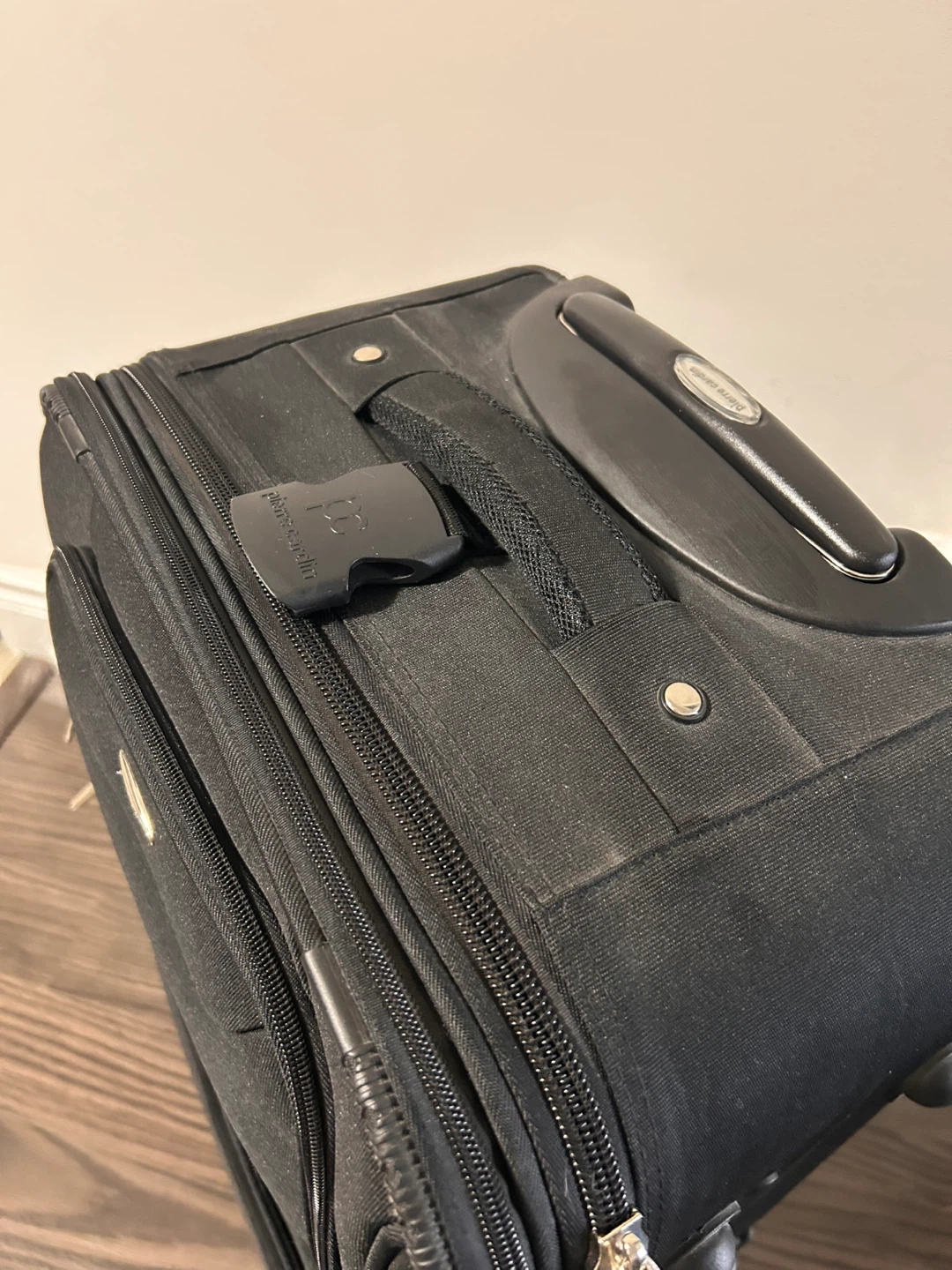 Pierre Cardin luggage 24” medium checked - lots of compartments - photo 3