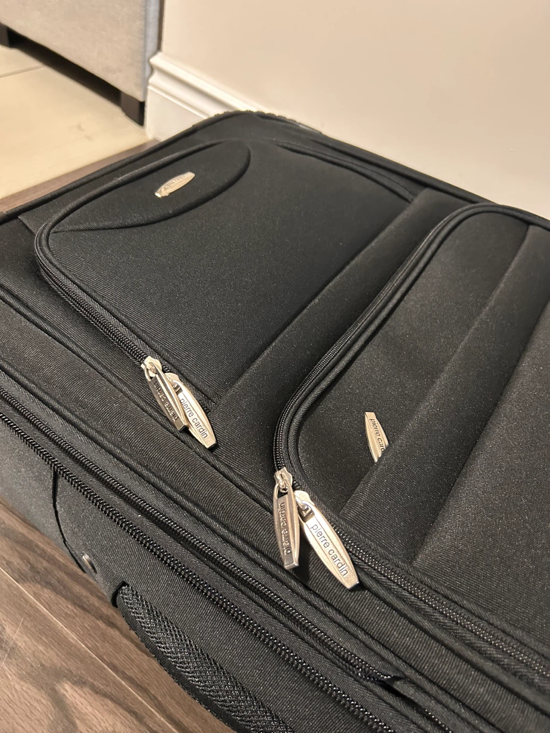 Pierre Cardin luggage 24” medium checked - lots of compartments - photo 5