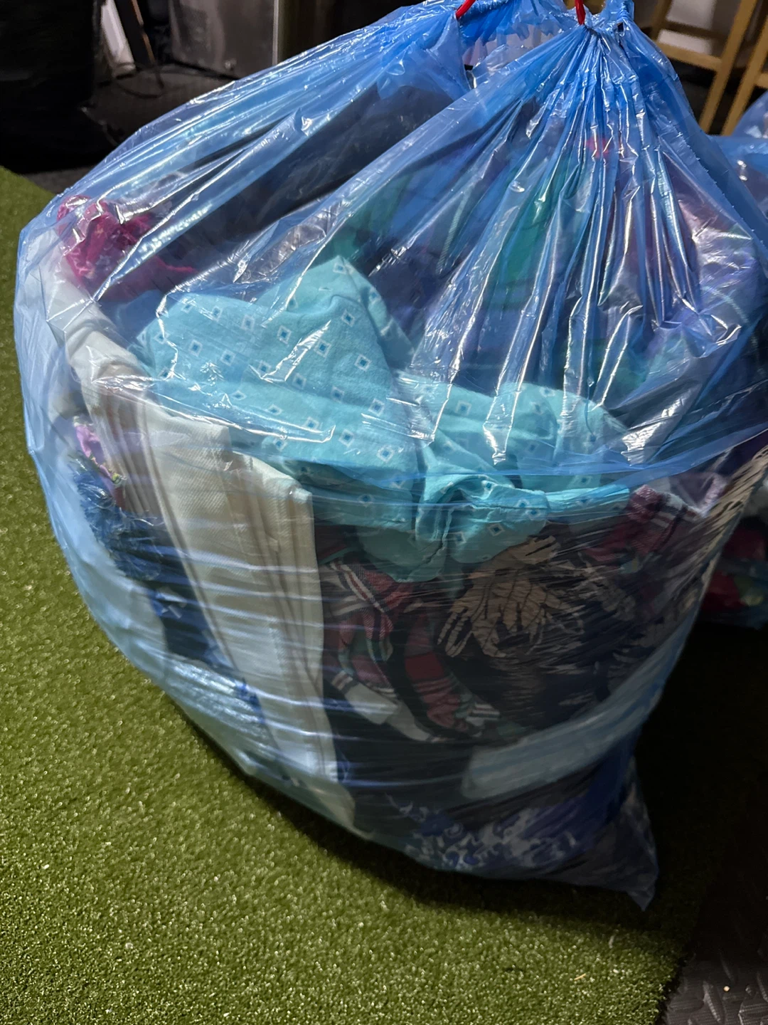 Bag of assorted women's clothing large-XL
