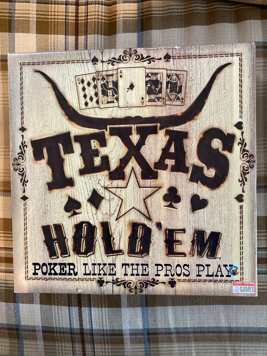 Texas Hold'em Poker Set with Felt Mat and Chips