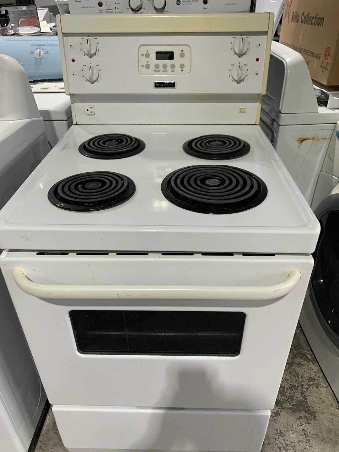 Frigidaire 24 inch stove sale immediately only 250/-