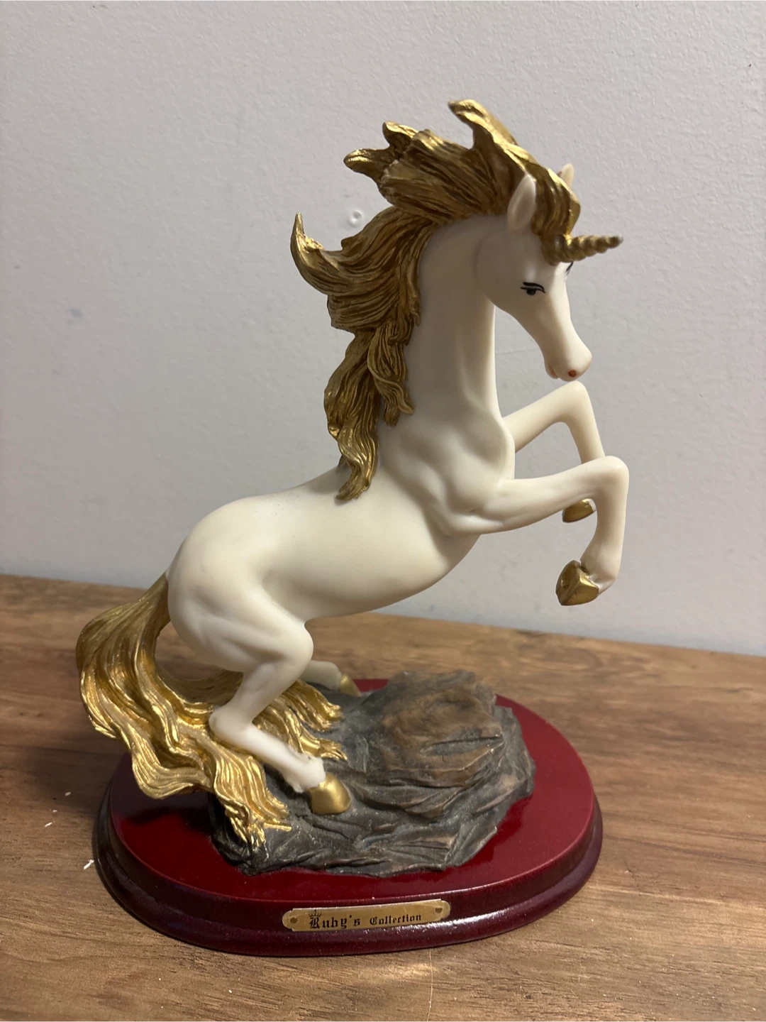 Ruby 'n Collection Unicorn Figurine