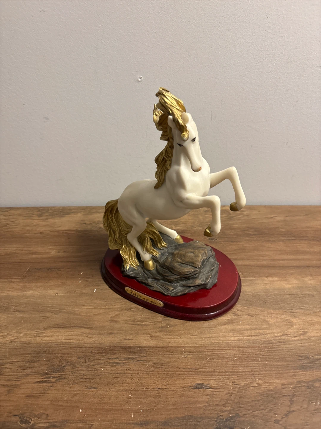 Ruby 'n Collection Unicorn Figurine - photo 2