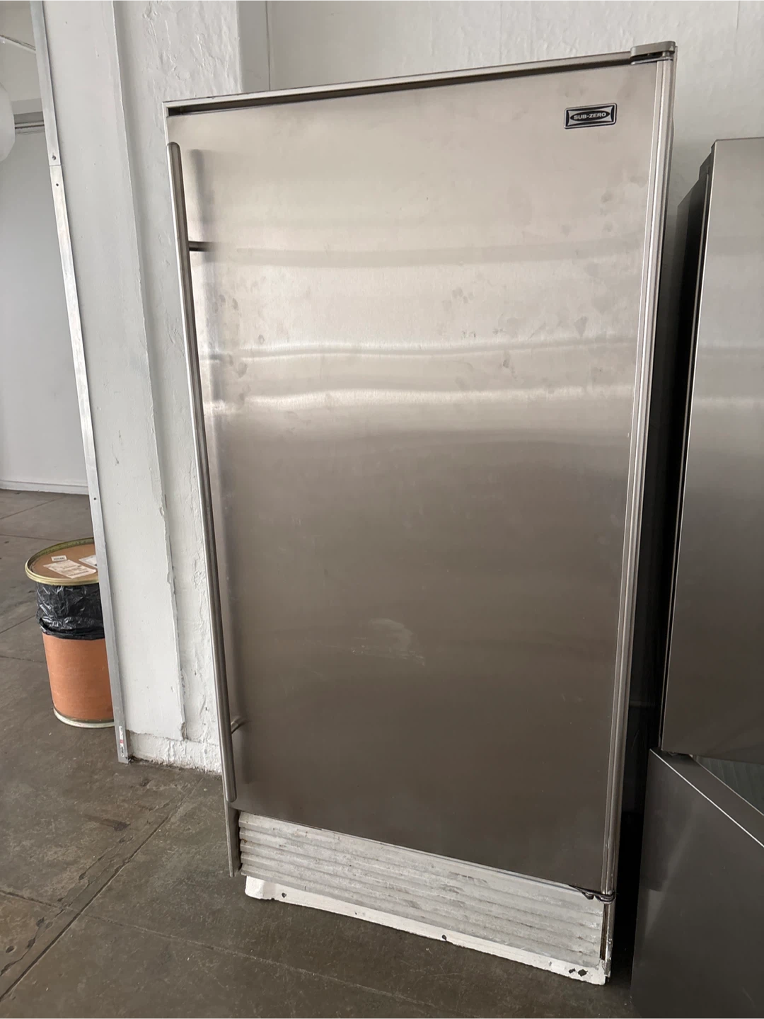 Sub-Zero 601R Refrigerator