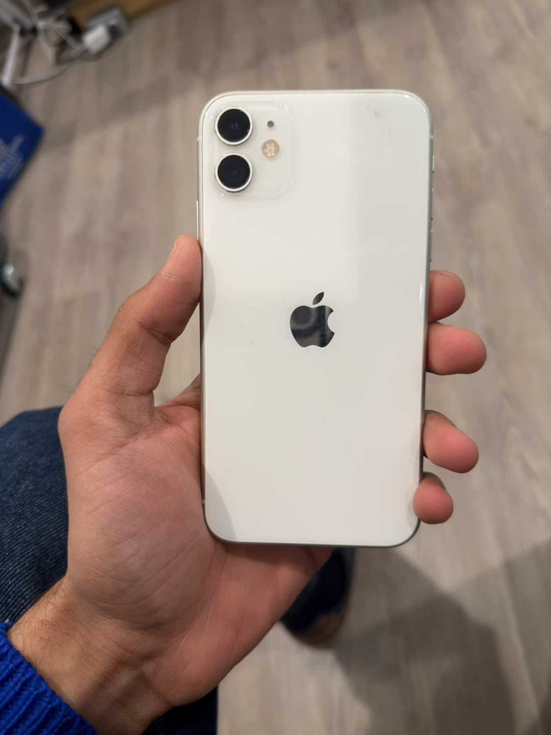 iPhone 11 128GB negotiable - photo 2