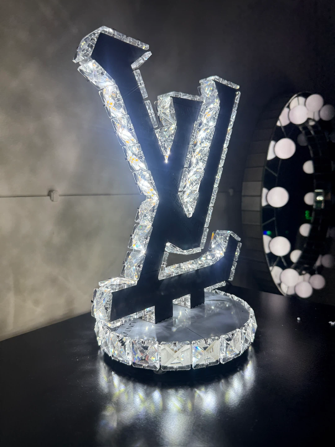 Crystal LED Lamp with Interlocking CC Logo - photo 3