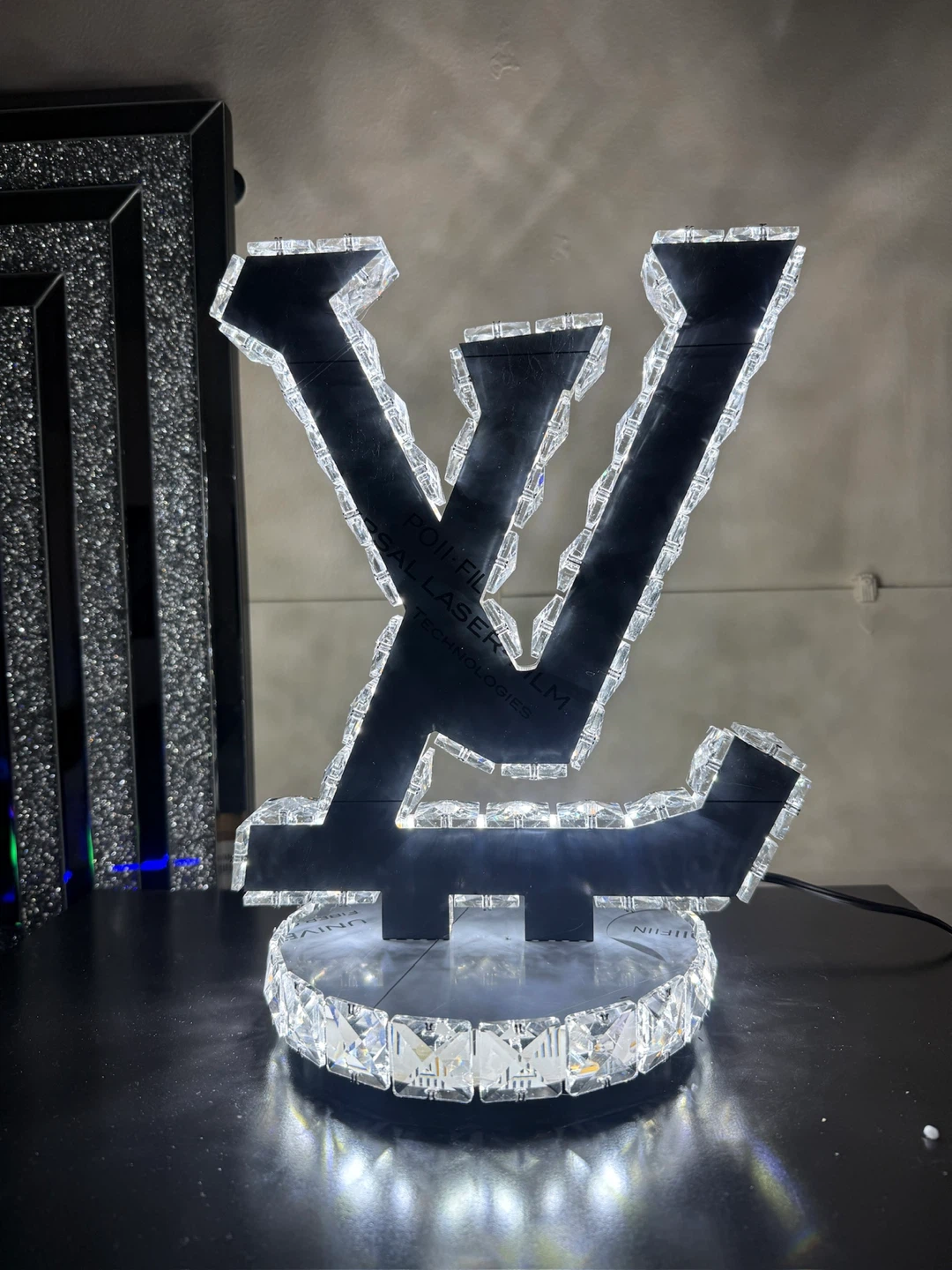 Crystal LED Lamp with Interlocking CC Logo - photo 5