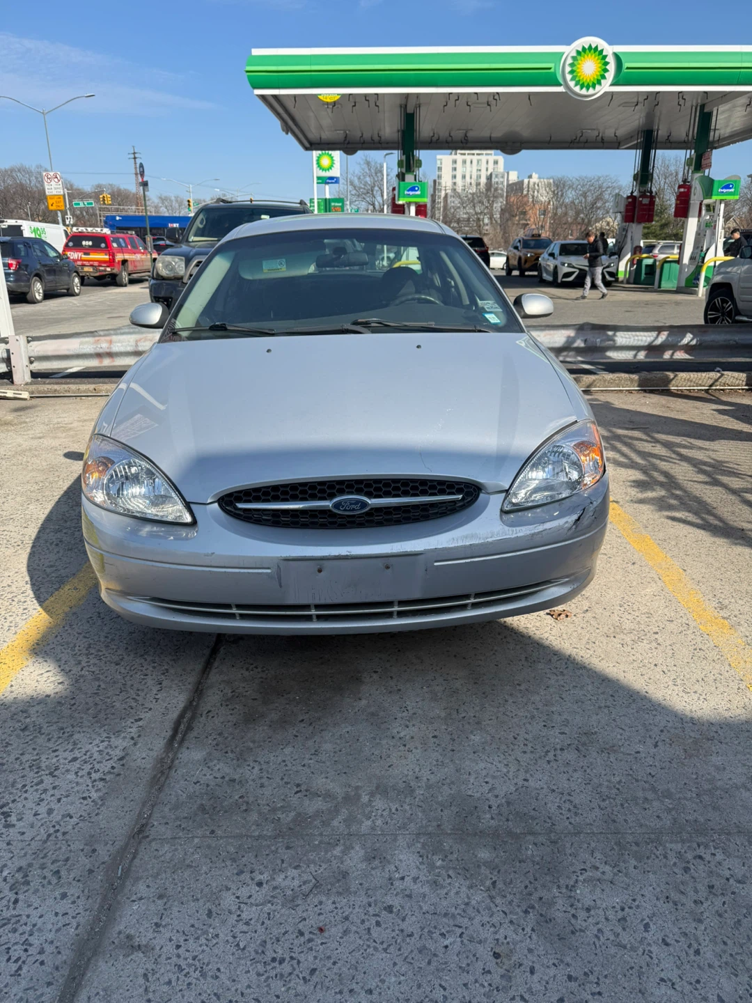Silver Ford Taurus Sedan - photo 2