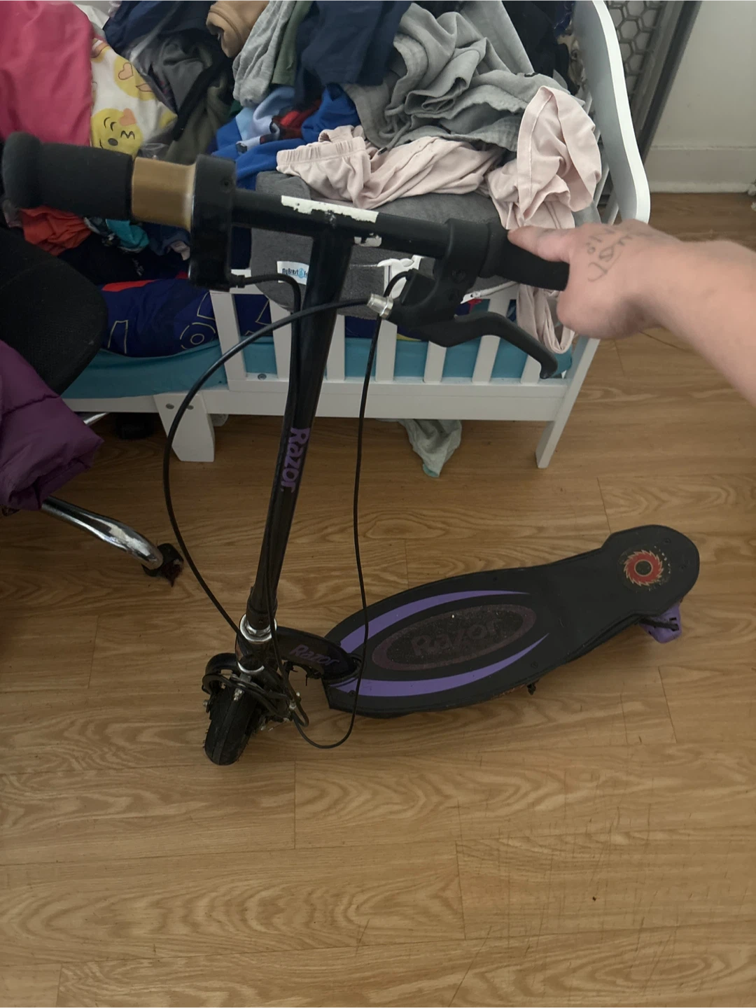 Razor Electric Scooter - photo 2