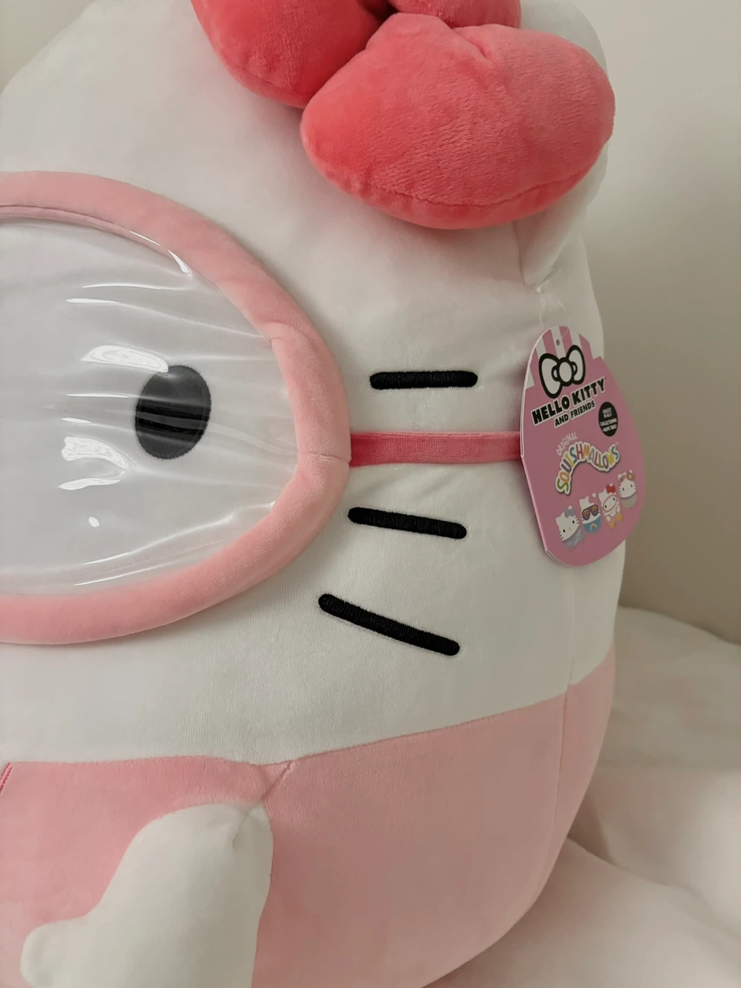 BNWT Jumbo size Hello Kitty Squishmallows Plush Toy - photo 2