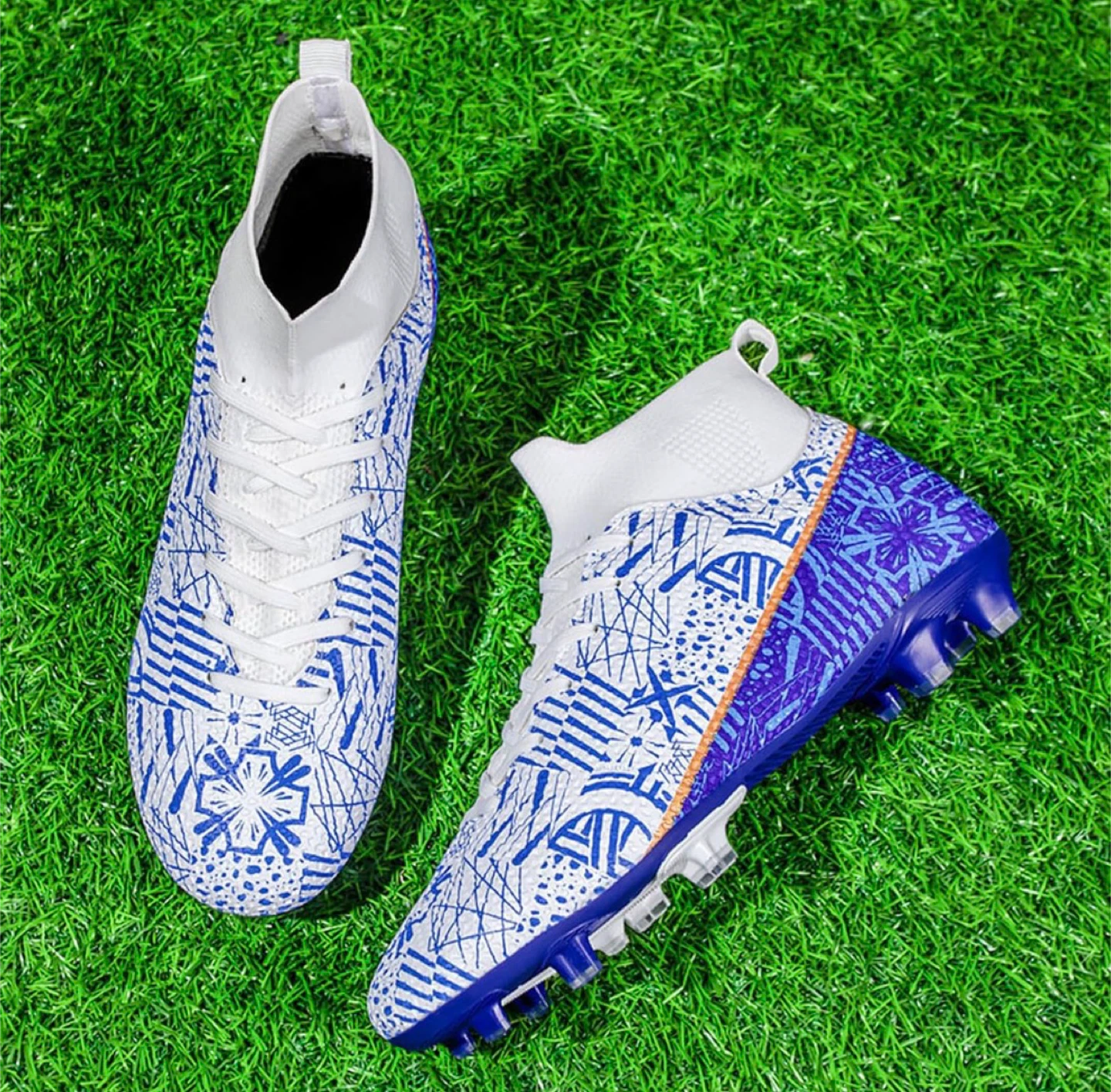 Boys High-Top Soccer Cleats size 5.5 - photo 4