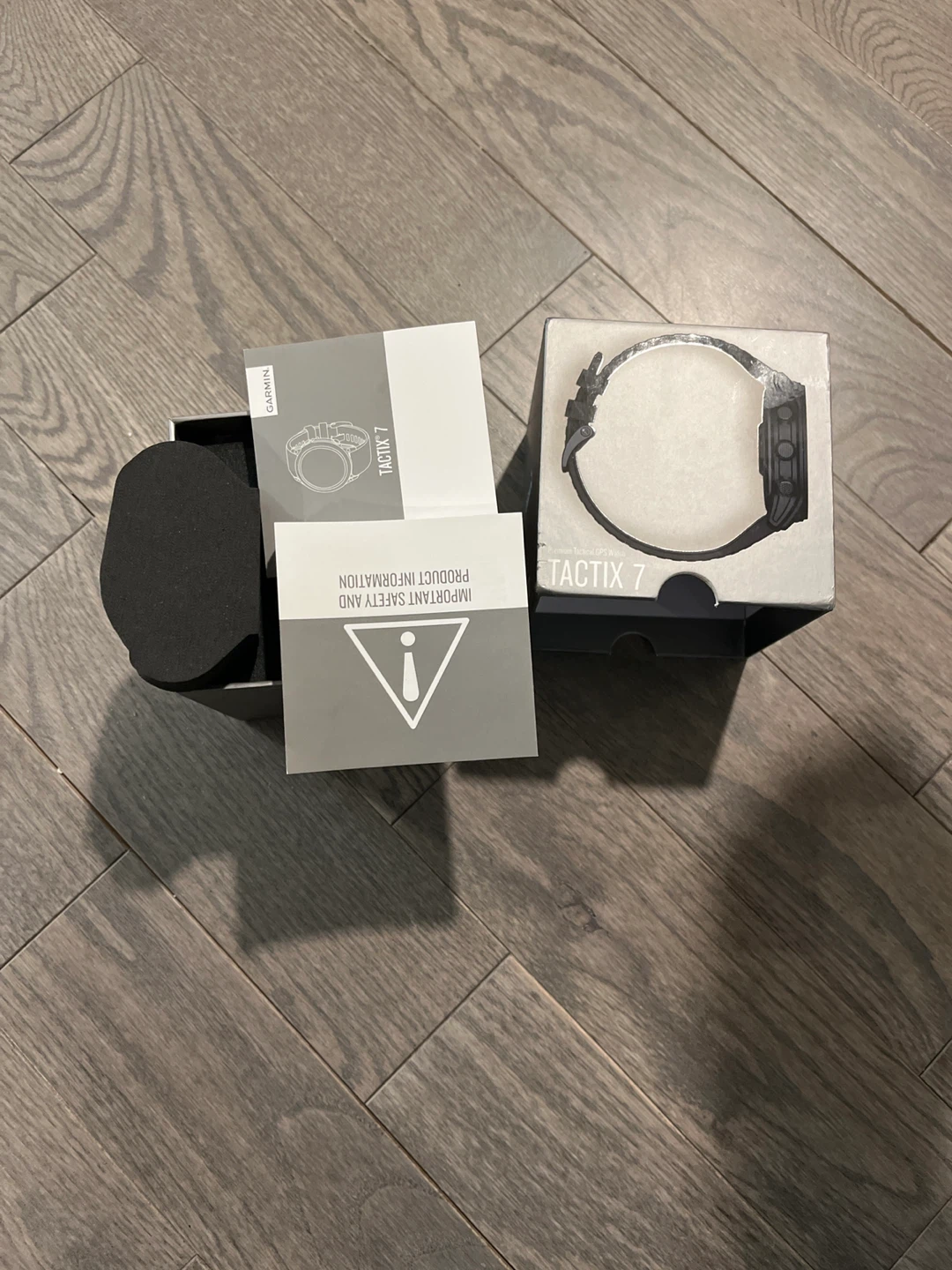 Box Garmin Tactix 7 Premium Tactical GPS Watch