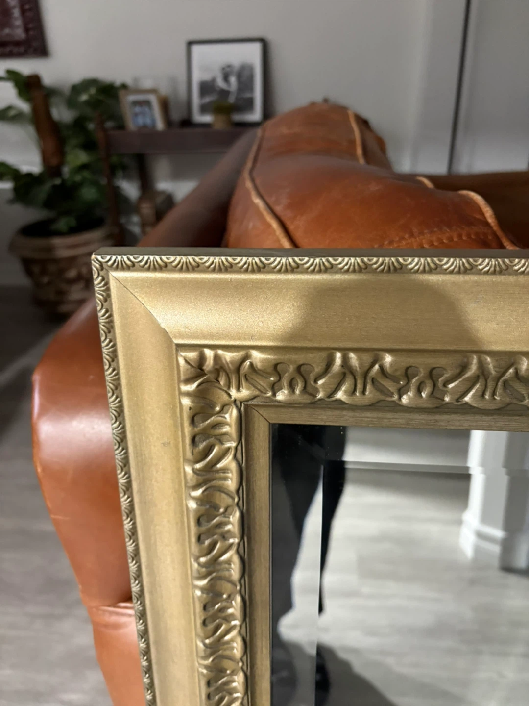 2 Ornate Gold Framed Wall Mirrors - photo 2