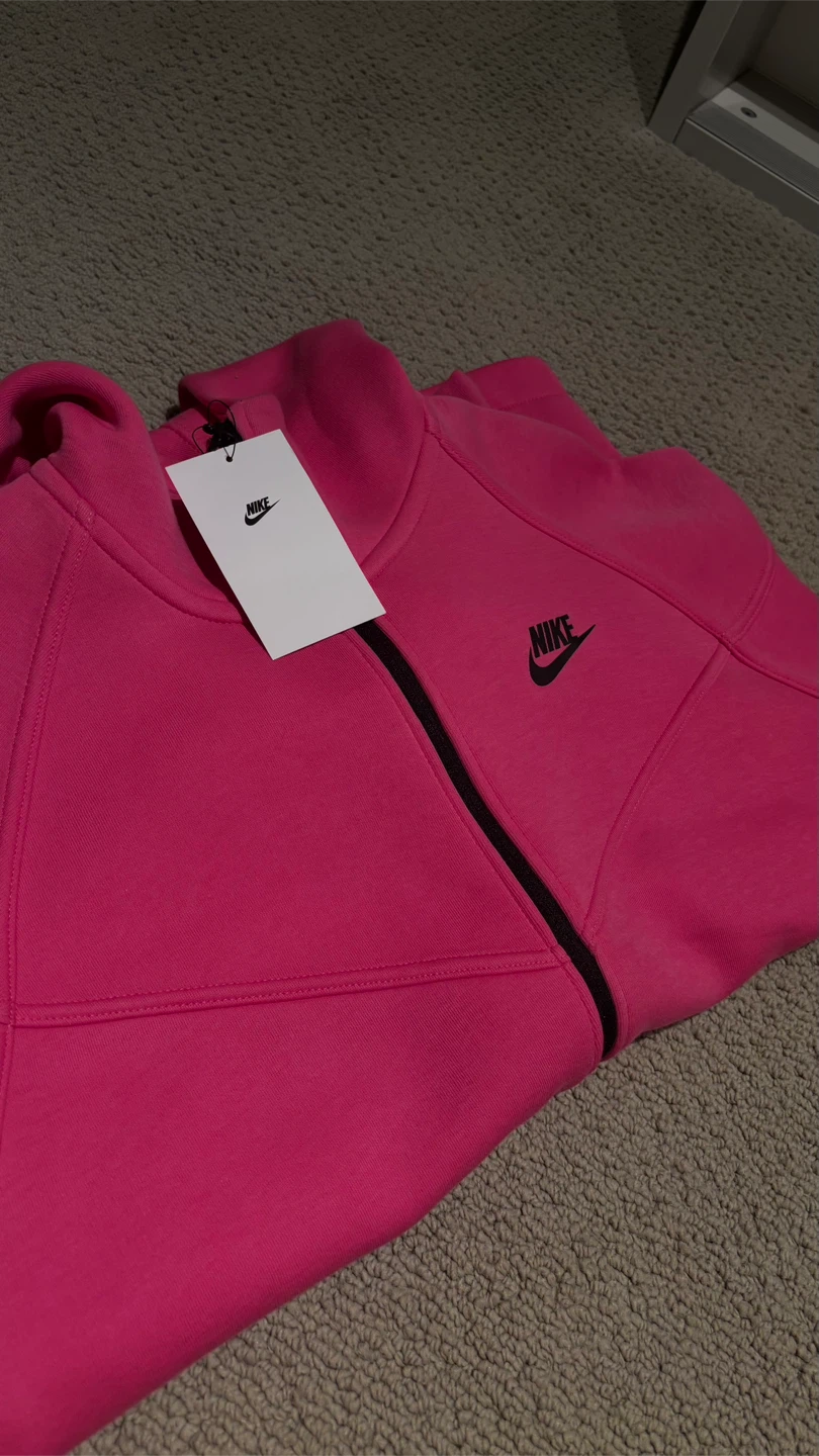 Nike Tech Fleece Zip-Up Hoodie - Pink