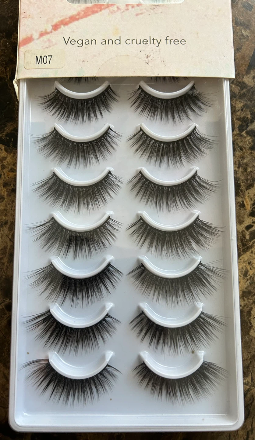 MERETON False Eyelashes M07 - 10 Pairs - photo 2