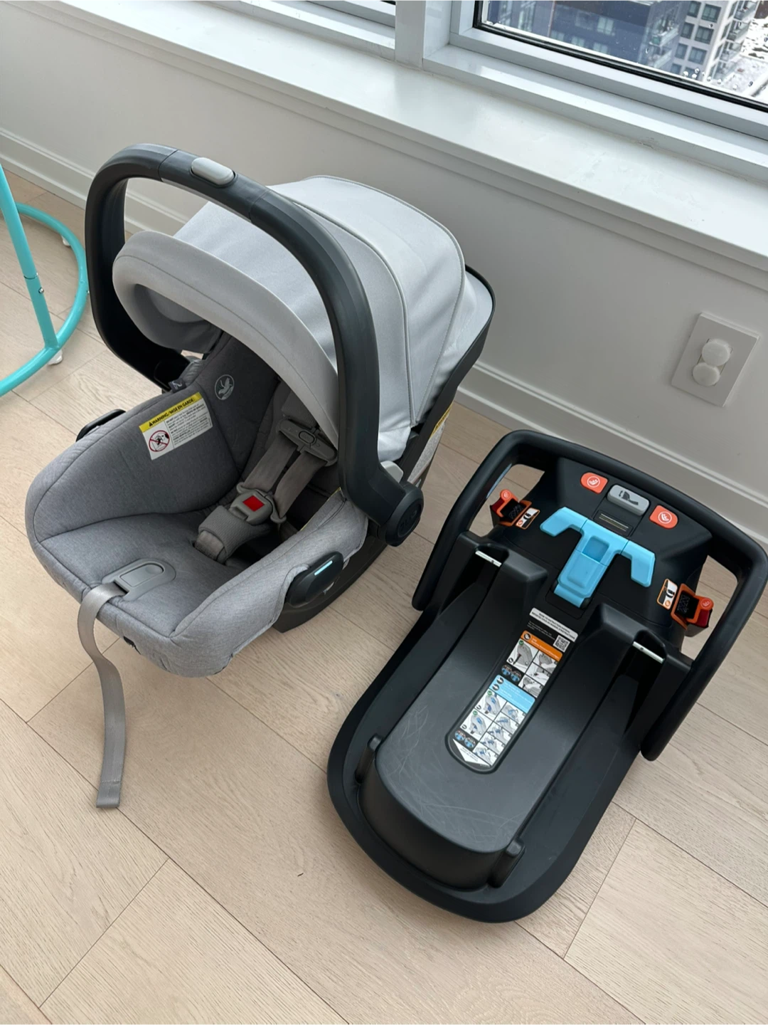 UPPAbaby MESA V2 Infant Car Seat with Base - photo 3