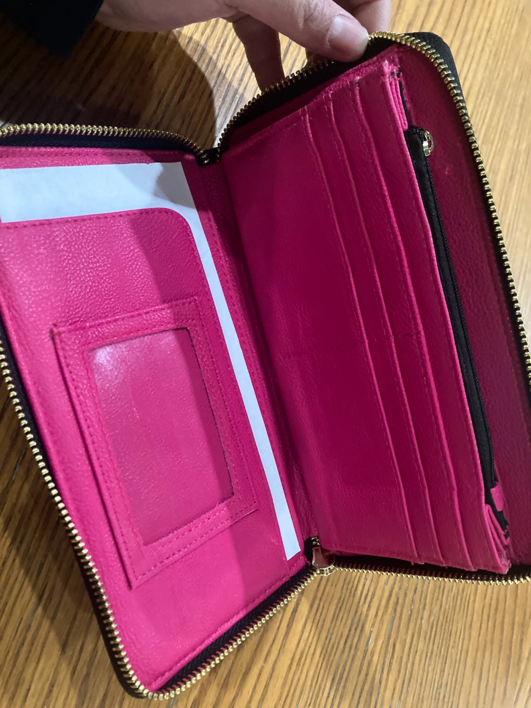 Betsy Johnson Black Wallet - photo 2