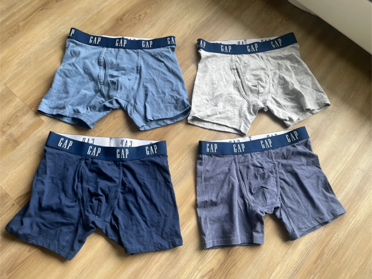 GAP Men's Boxer Briefs - Pack of 4
