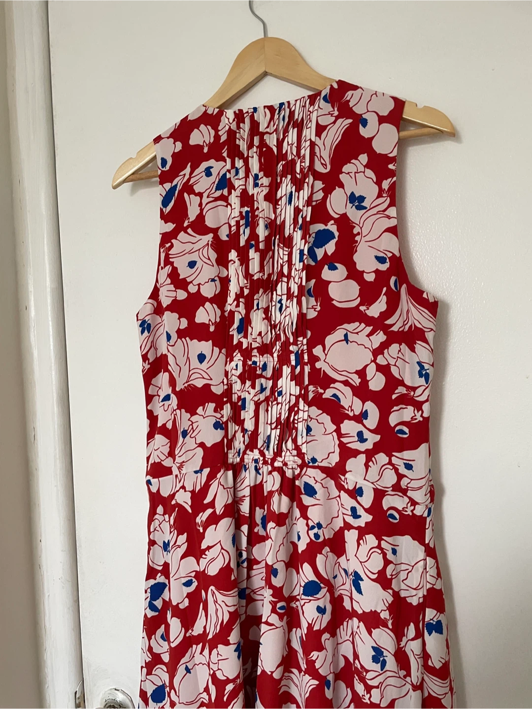 Banana Republic Red Floral Sleeveless Dress Size 12 - photo 3