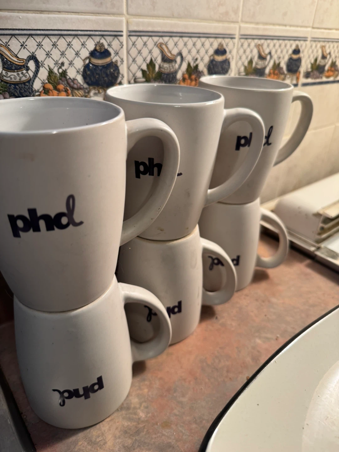 Designer dishes, coffee mugs - photo 3