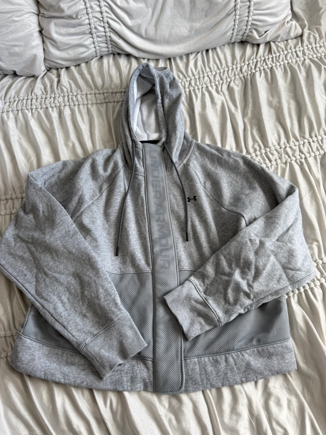 Under Armour Grey Zip Hoodie – Loose Fit XL – Men’s