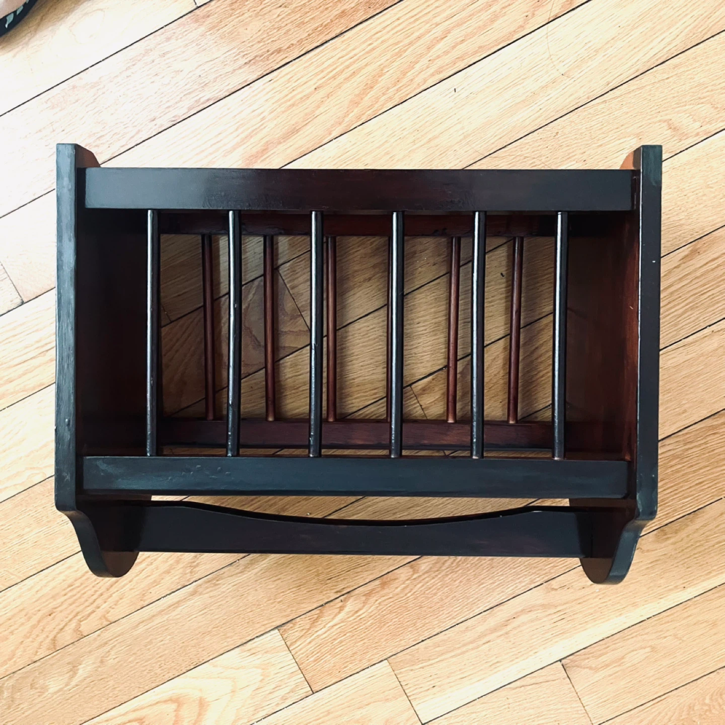 Dark Wood Magazine Rack - photo 3