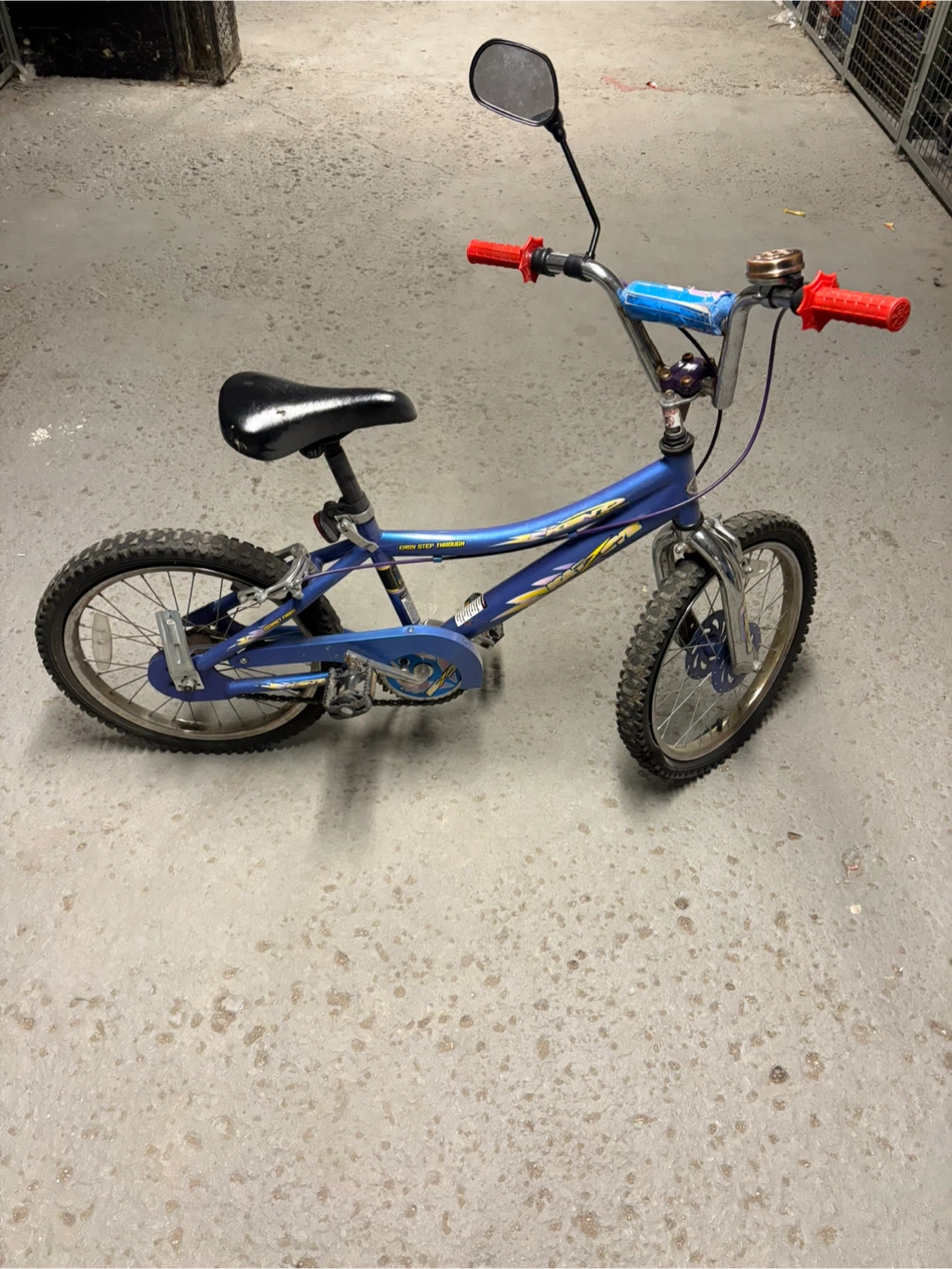 Blue Razor Kids Bicycle - 18” KATZ EYE