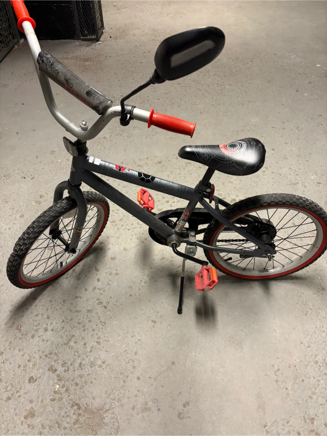 Huffy First Order 18” BMX Bike - STAR WARS EDITION - photo 3