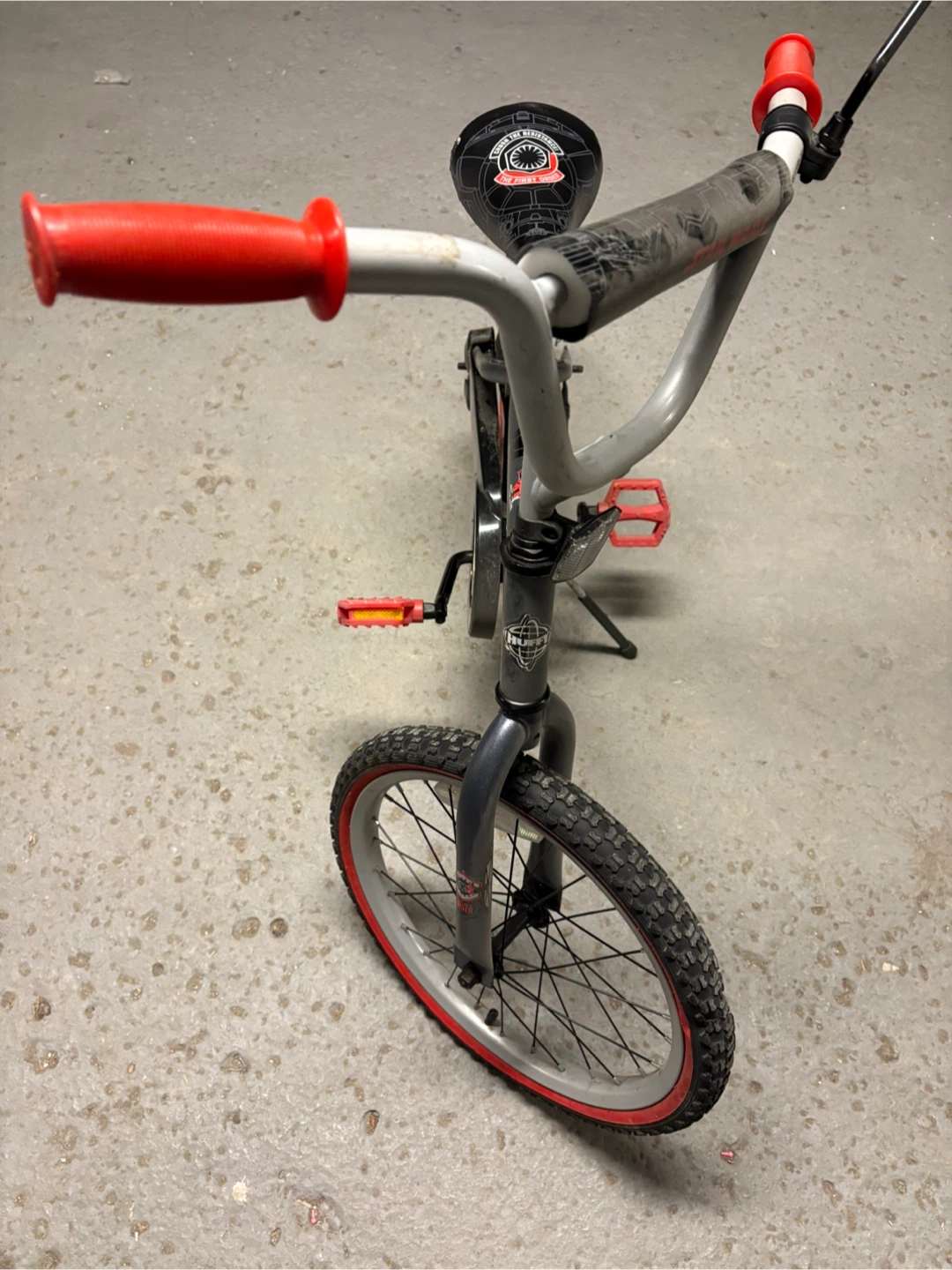 Huffy First Order 18” BMX Bike - STAR WARS EDITION - photo 2