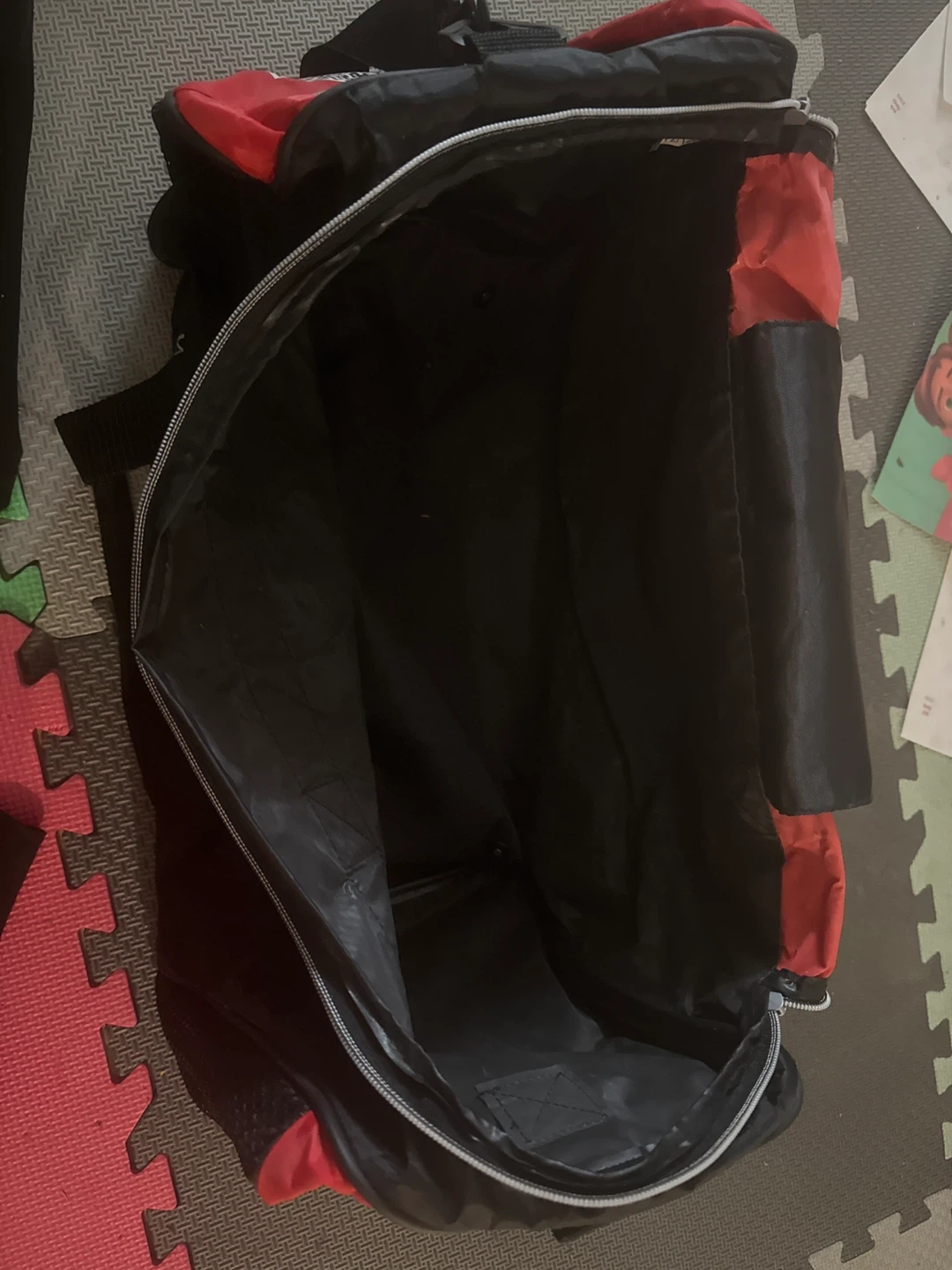 Wynn Fitness Clubs Duffle Bag - photo 5