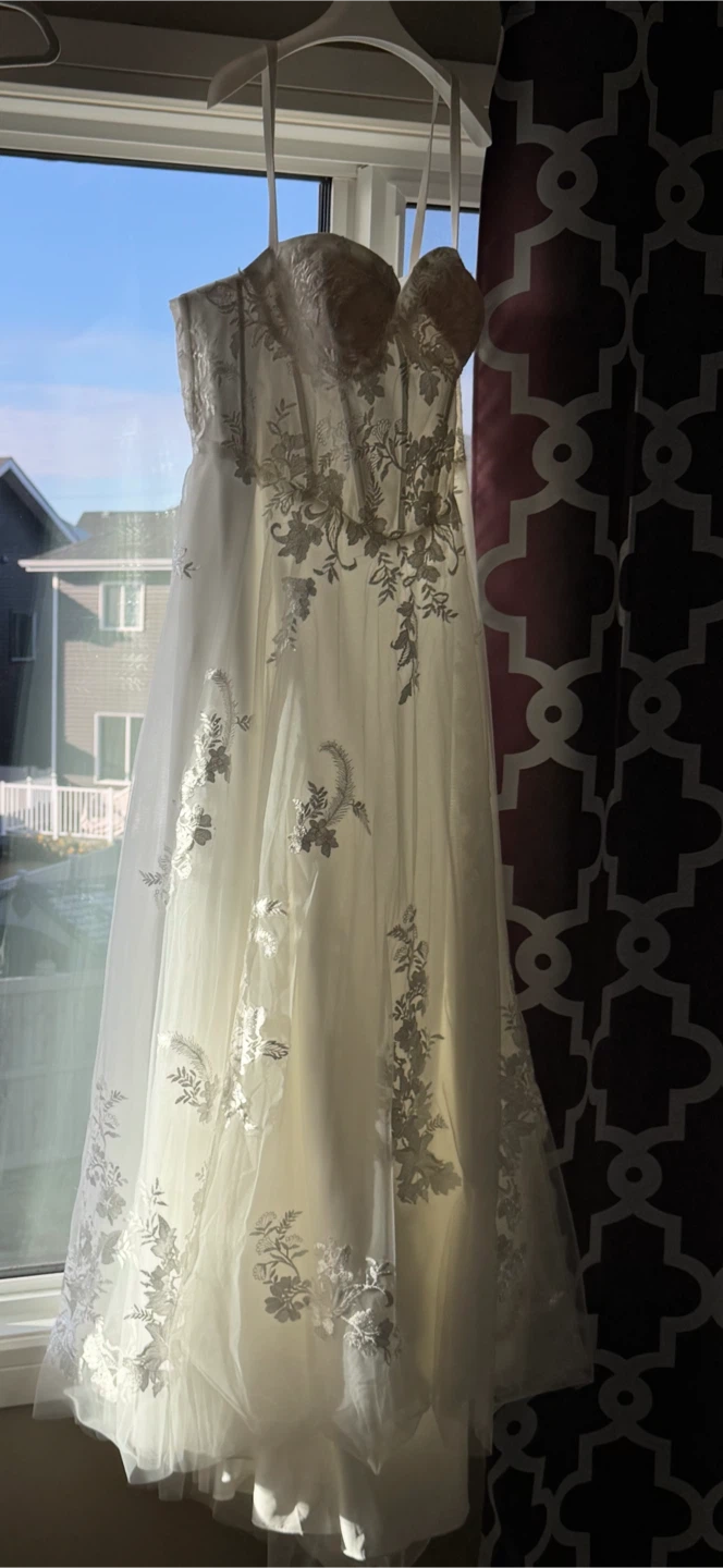 Wedding Dress with Lace - photo 5